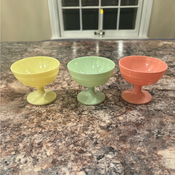 Hazel-Atlas Other - Hazel Atlas Moderntone Platonite sherbet dishes